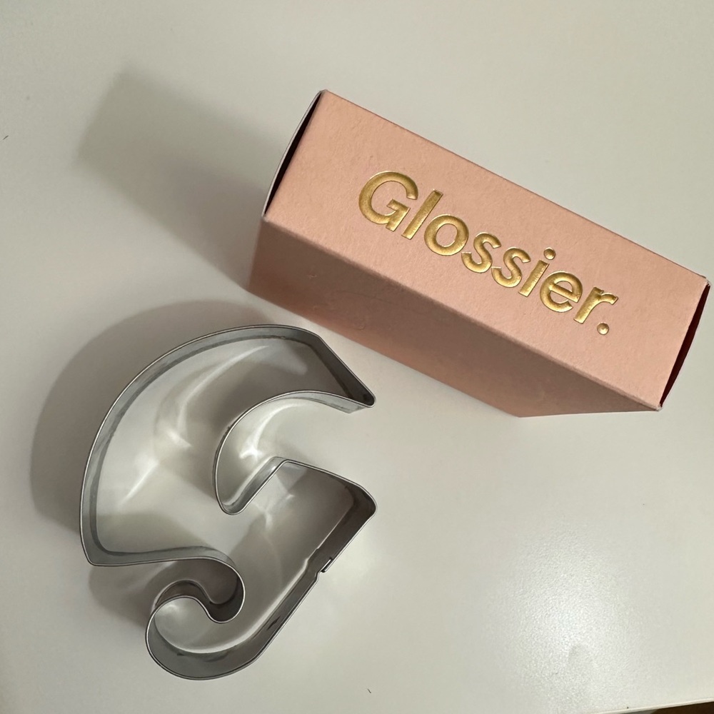 Glossier cookie cutter